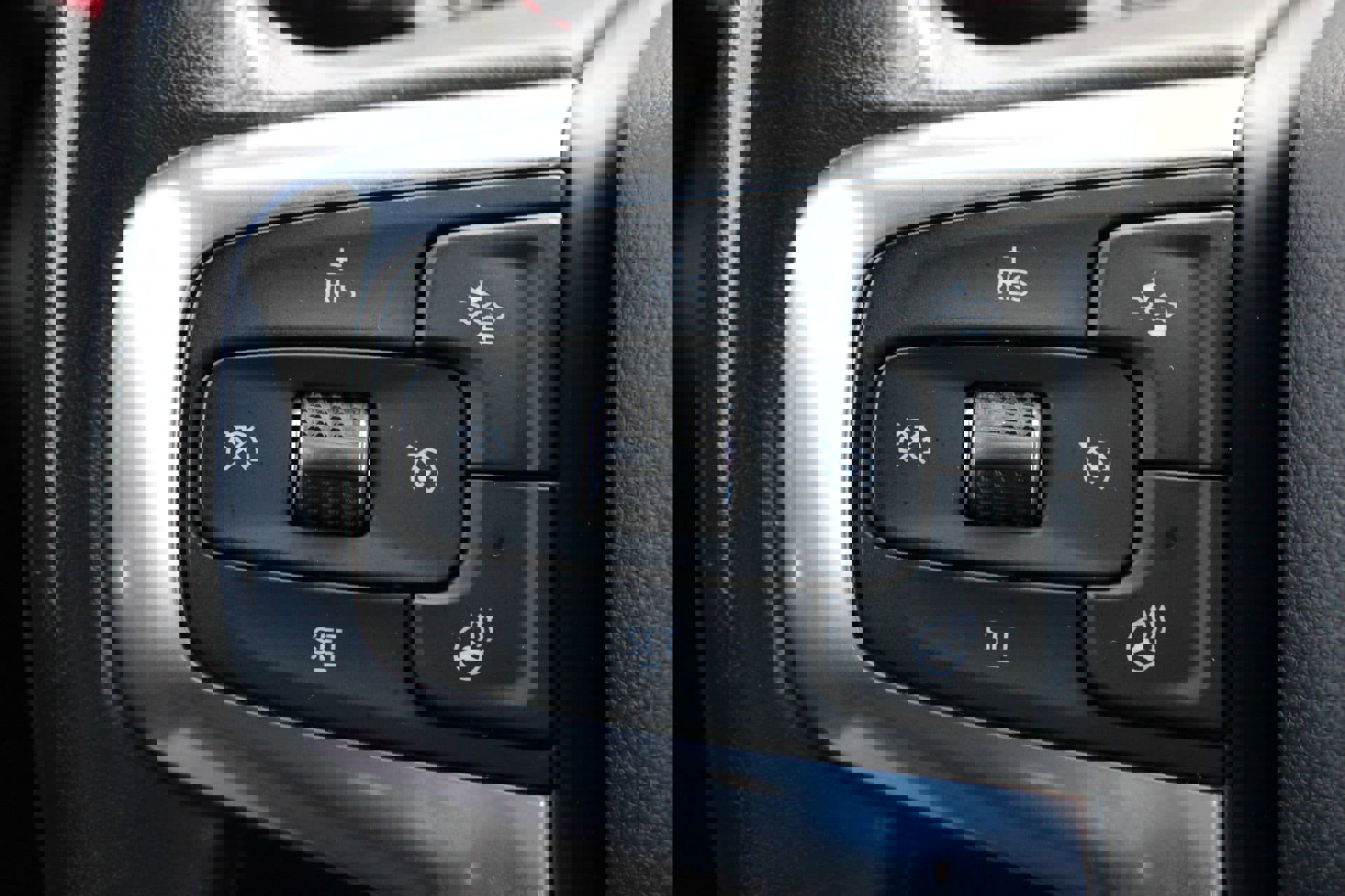 Used 2020 Chevrolet Blazer RS image 28