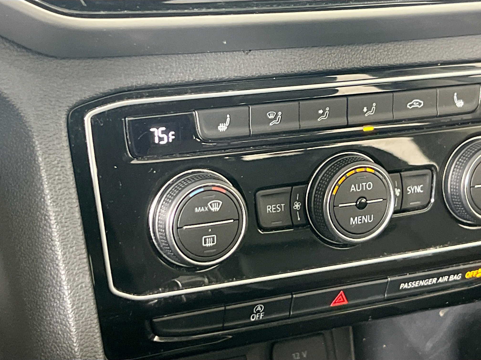 Used 2022 Volkswagen Atlas SE image 19