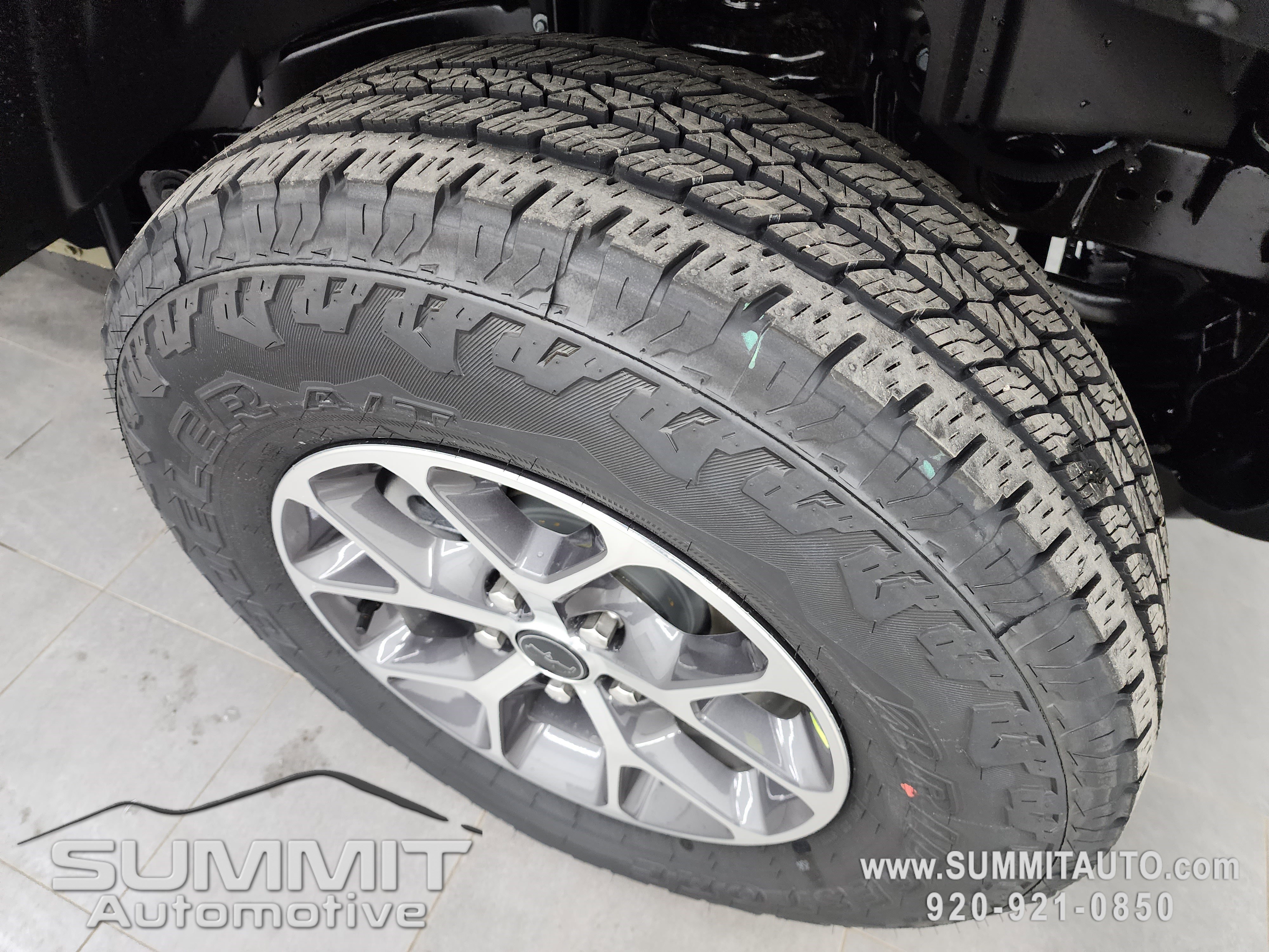 New 2026 Jeep Gladiator Sport image 4