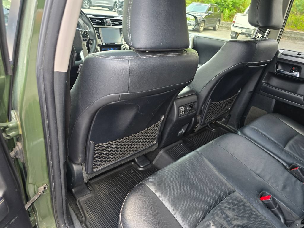 Used 2022 Toyota 4Runner Limited AWD/4WD image 29