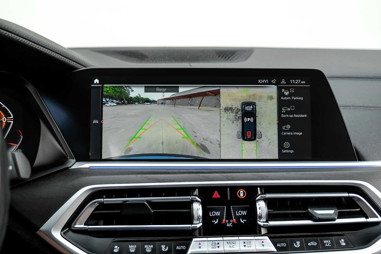 Used 2022 BMW X7 xDrive40i w/ M Sport Package image 24