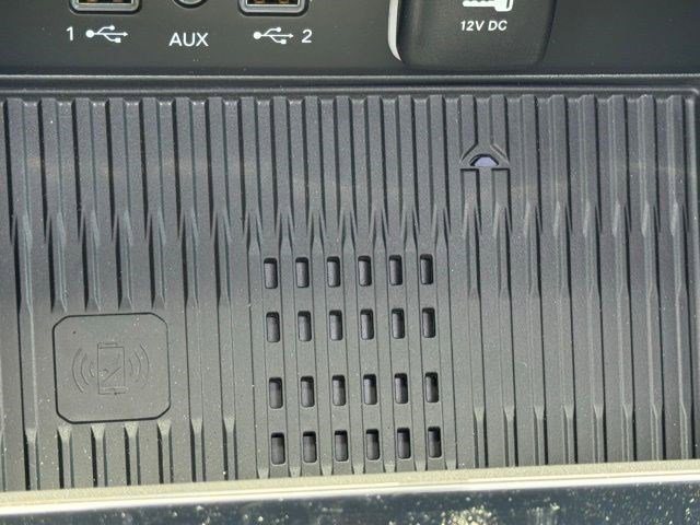 New 2026 Jeep Grand Cherokee Limited w/ Luxury Tech Group II AWD/4WD image 25