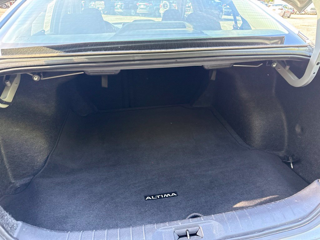 Used 2024 Nissan Altima 2.5 SV FWD image 32
