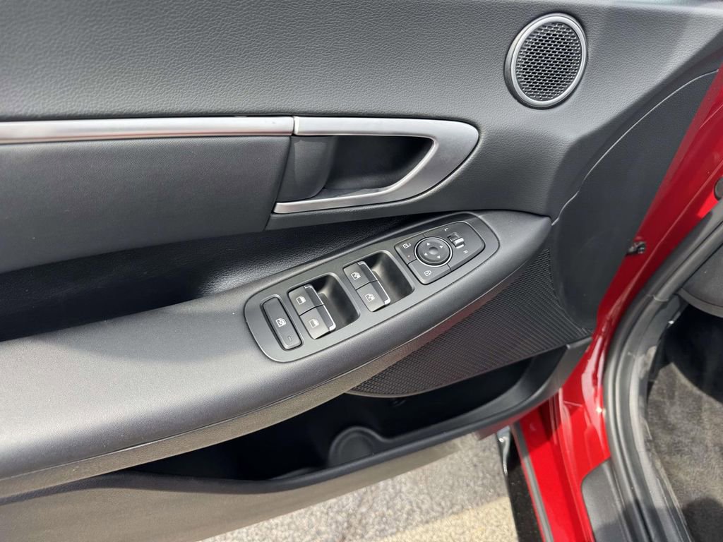 Certified 2025 Hyundai Sonata SEL image 14