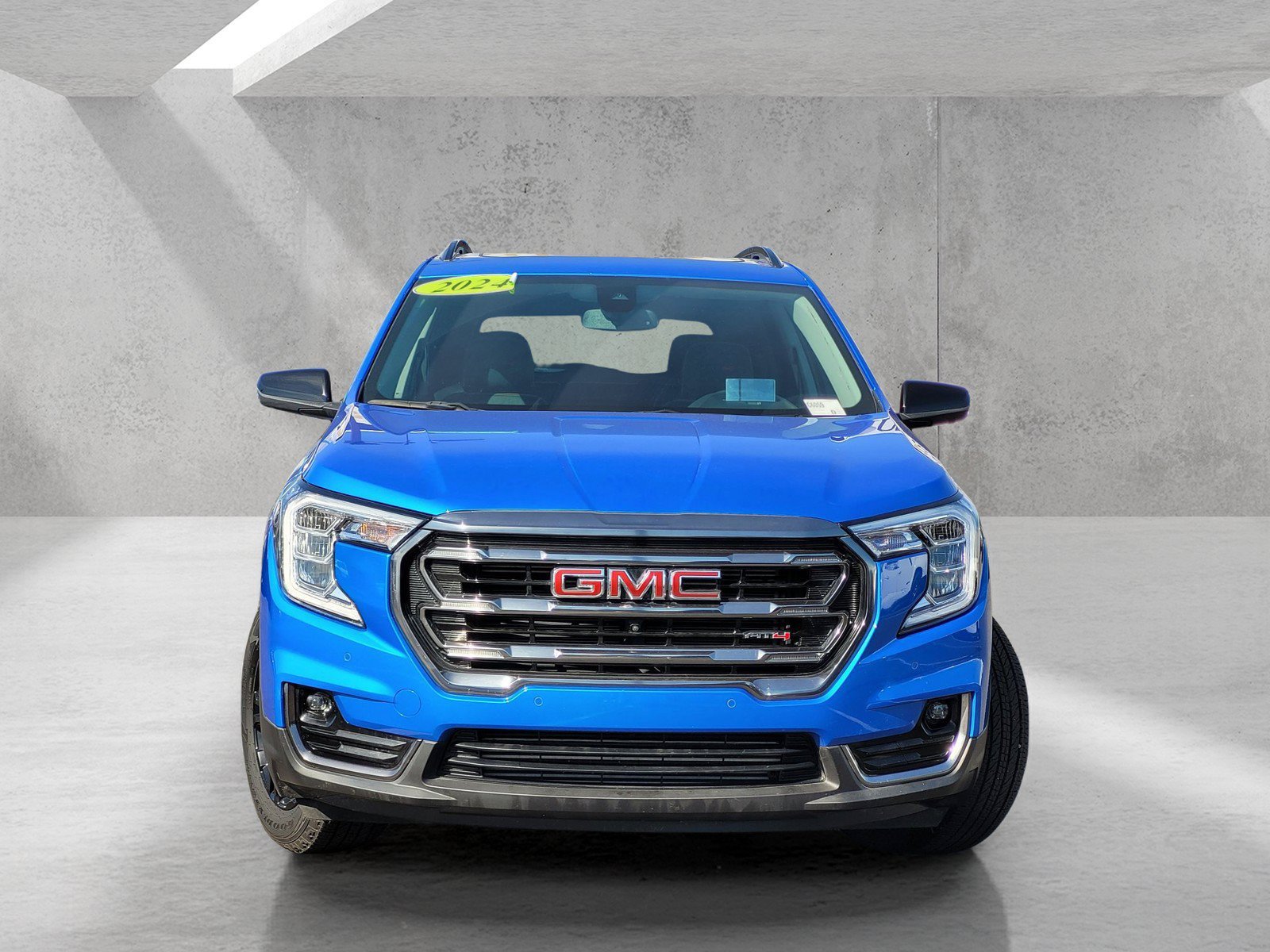 Used 2024 GMC Terrain AT4 w/ Infotainment Package II AWD/4WD image 3
