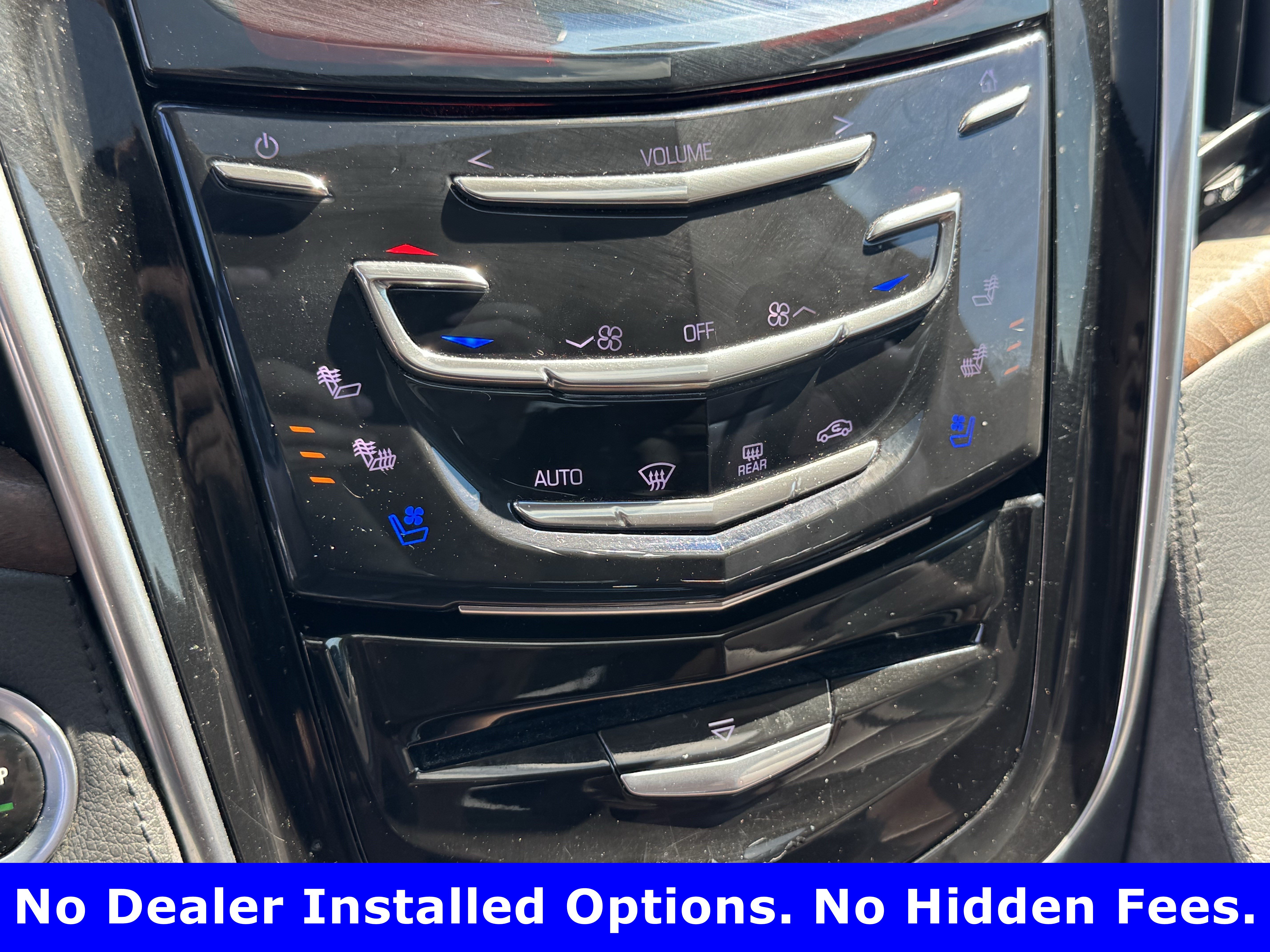 Used 2019 Cadillac Escalade ESV Premium Luxury RWD image 17