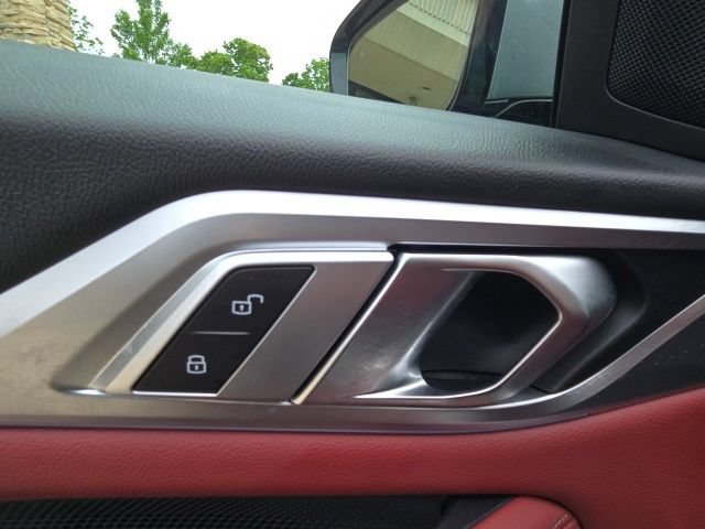 Used 2023 BMW i4 eDrive40 RWD image 10