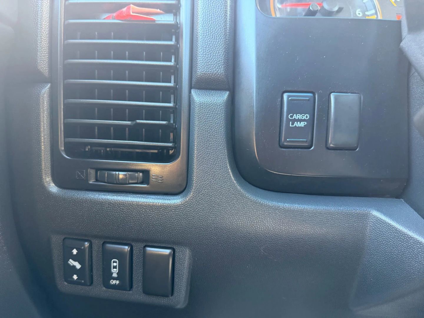 Used 2011 Nissan Titan SL w/ SL Max Utility Pkg image 27