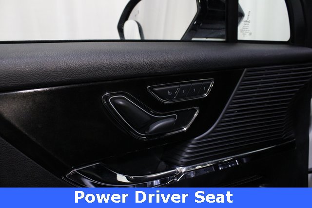 Used 2022 Lincoln Corsair Standard image 3