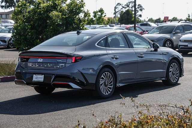 New 2026 Hyundai Sonata SEL FWD image 5