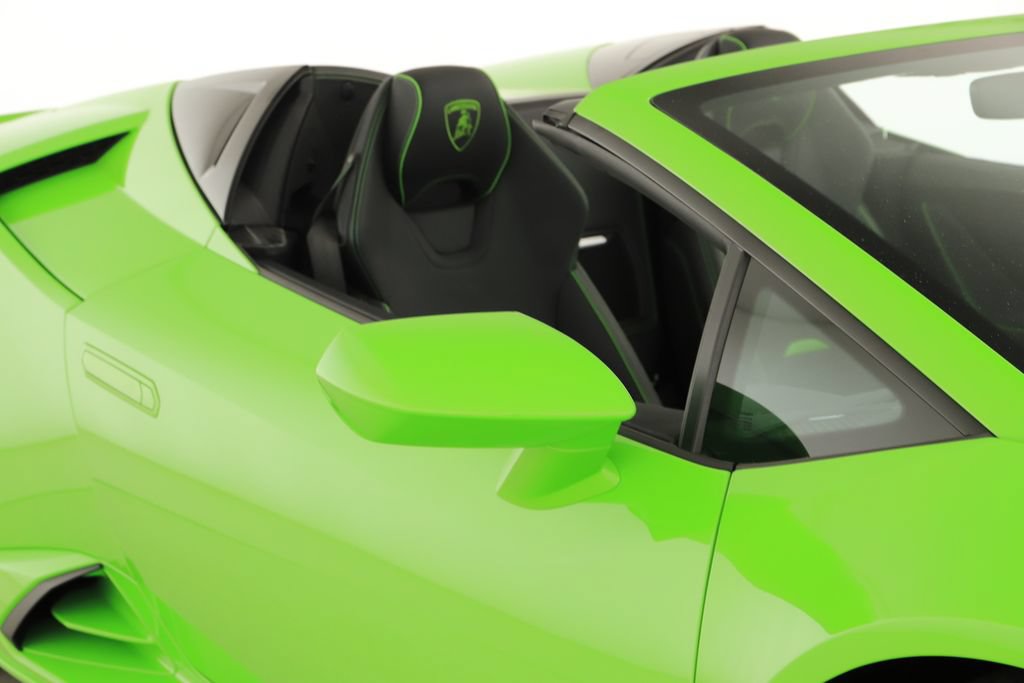 Used 2022 Lamborghini Huracan EVO RWD image 35