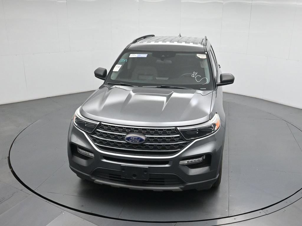 Certified 2023 Ford Explorer XLT w/ Equipment Group 202A AWD/4WD image 11