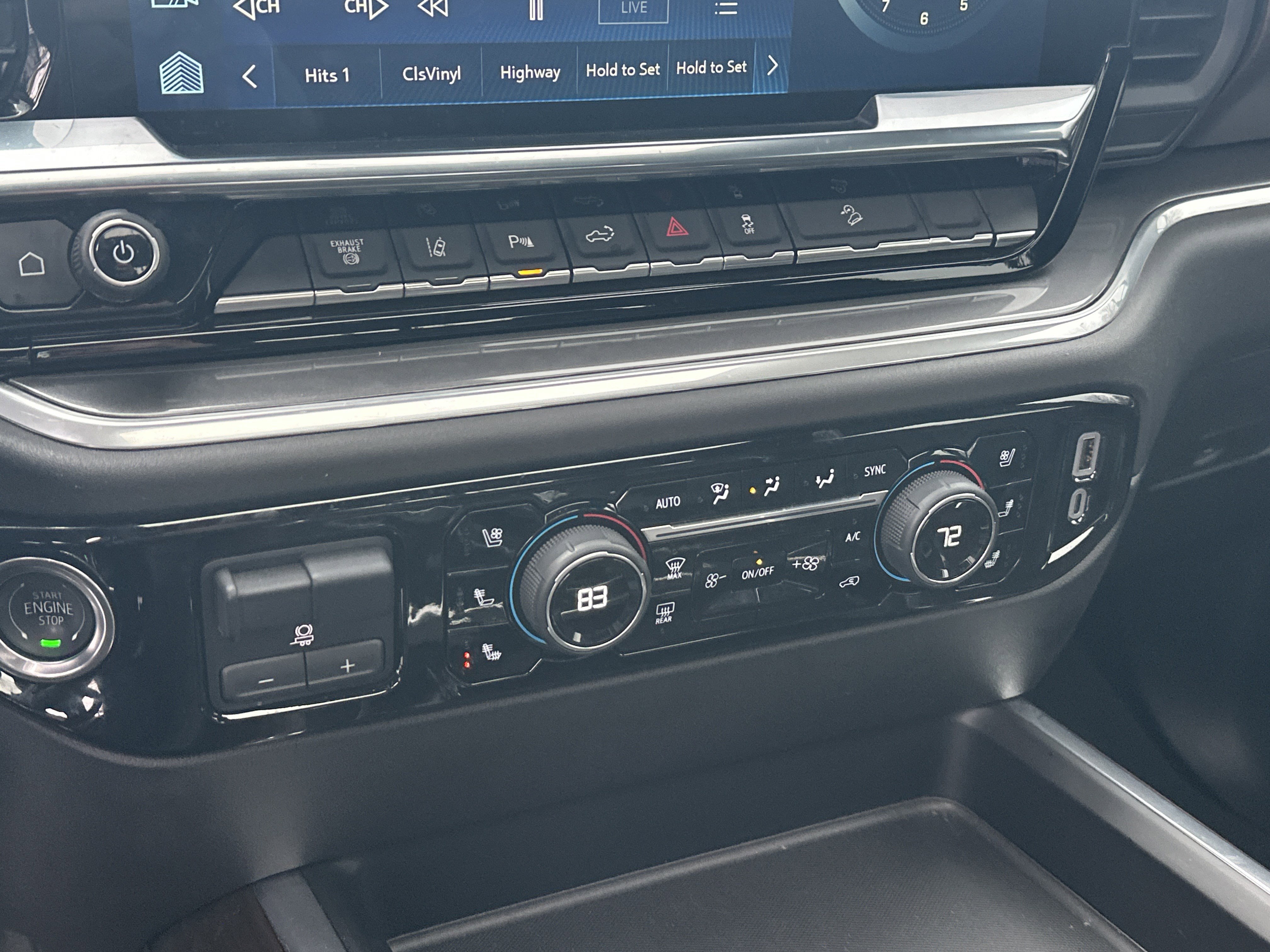 Used 2024 Chevrolet Silverado 2500 High Country w/ Midnight Edition image 33