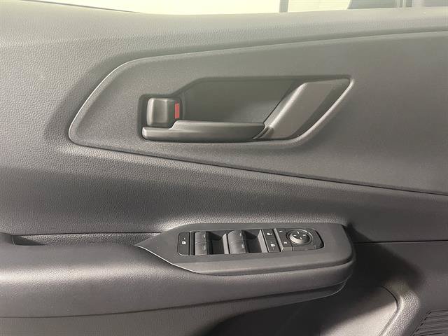 New 2026 Toyota Prius Plug-In Hybrid FWD image 18