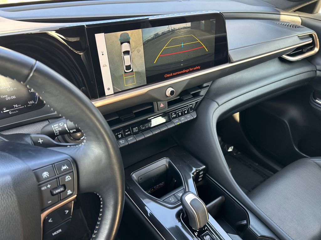 Used 2025 Toyota Crown Platinum image 19