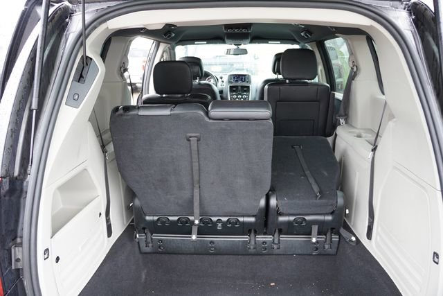 Used 2018 Dodge Grand Caravan SXT FWD image 18