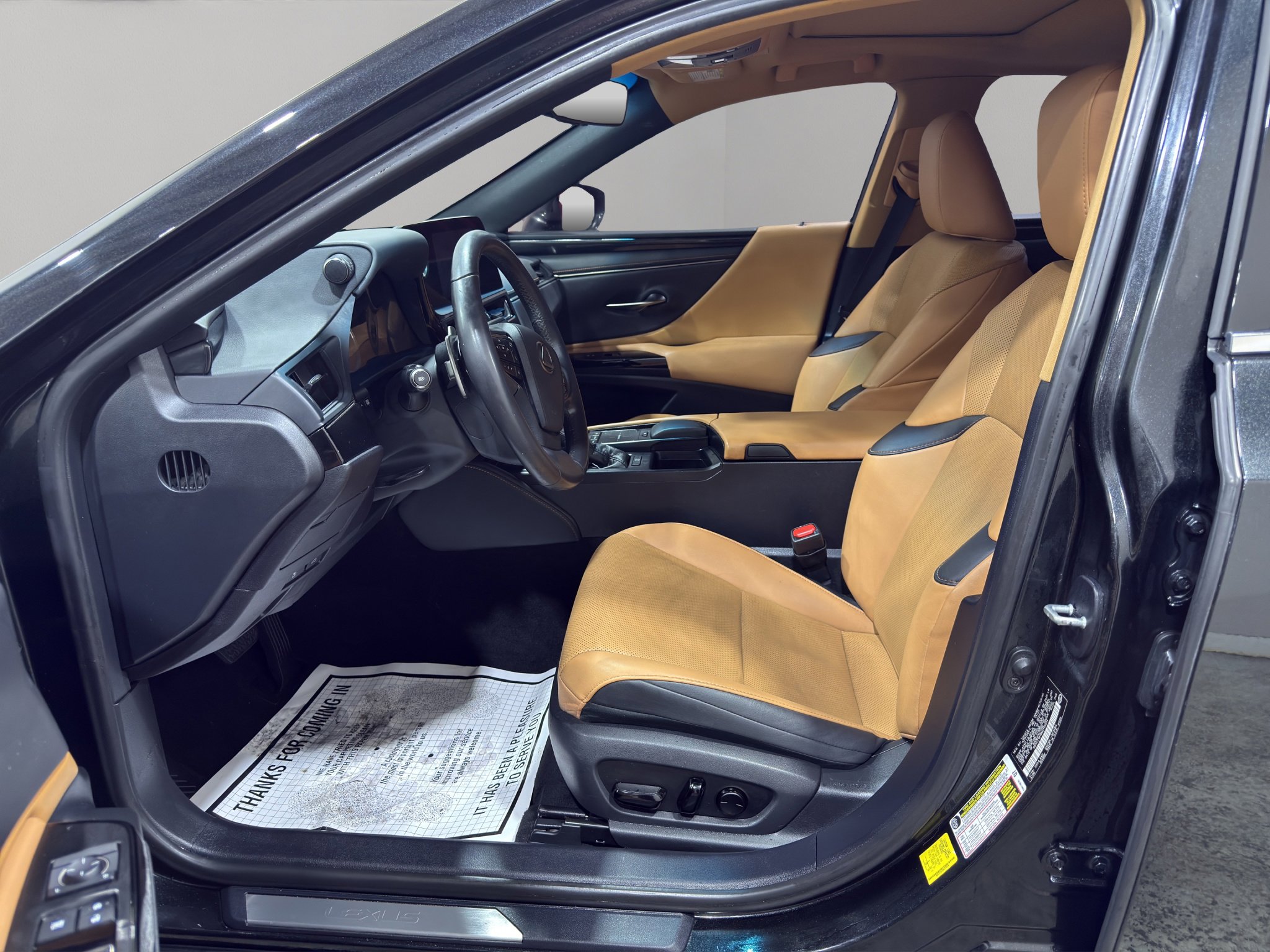 Used 2022 Lexus ES 350 w/ Accessory Package 2 image 9