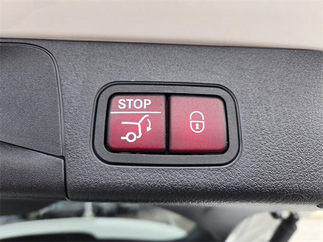 Used 2024 Mercedes-Benz EQB 300 300 image 10