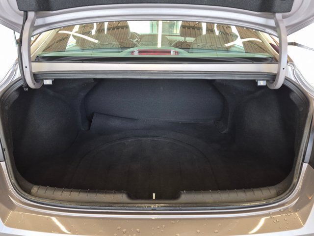 Used 2023 Hyundai Elantra SEL FWD image 6