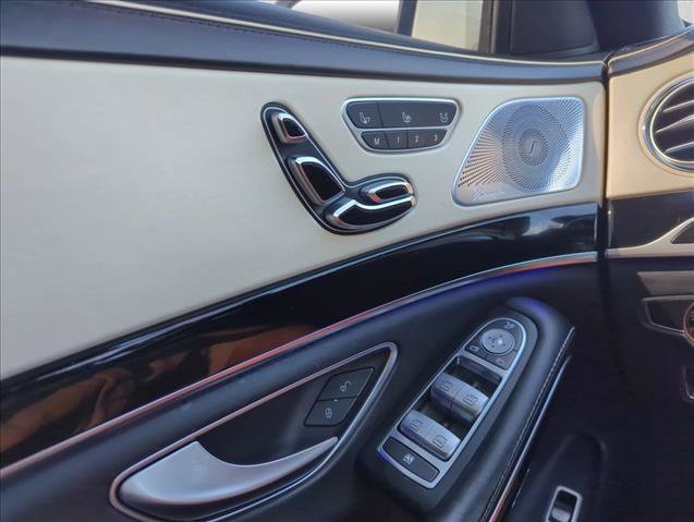 Used 2017 Mercedes-Benz S 550 Sedan image 28