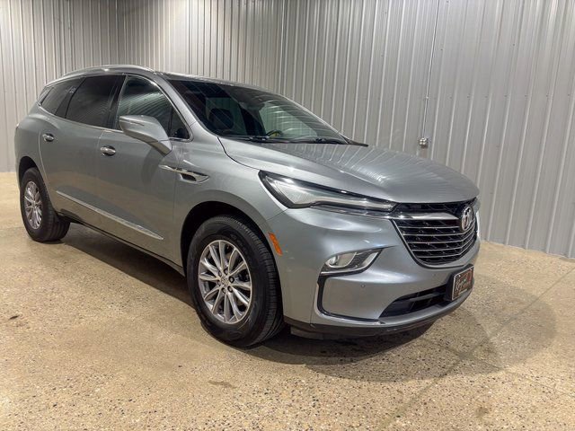 Used 2024 Buick Enclave Premium image 4