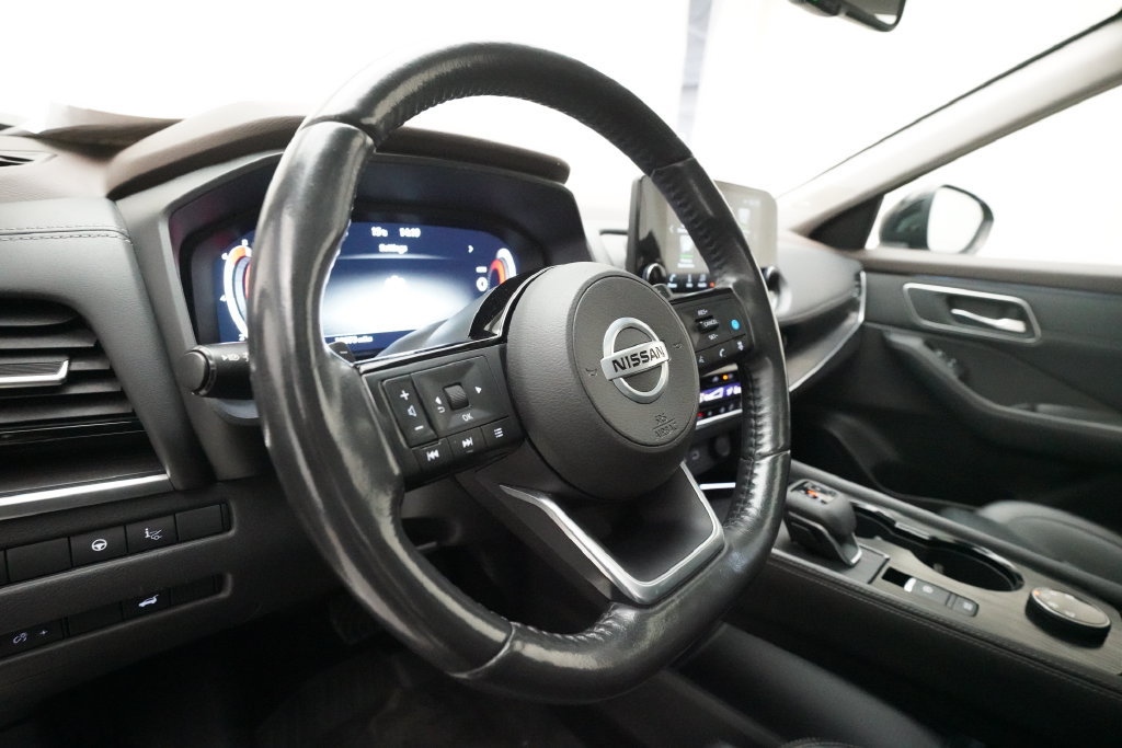 Used 2021 Nissan Rogue Platinum AWD/4WD image 8