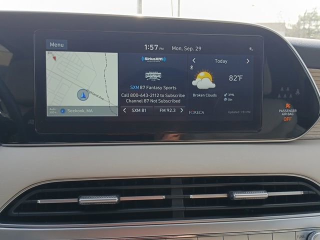 Used 2021 Hyundai Palisade SEL w/ Premium Package image 16