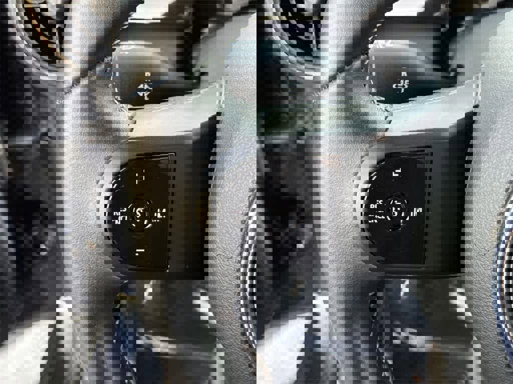 Used 2023 MINI Cooper SE image 14