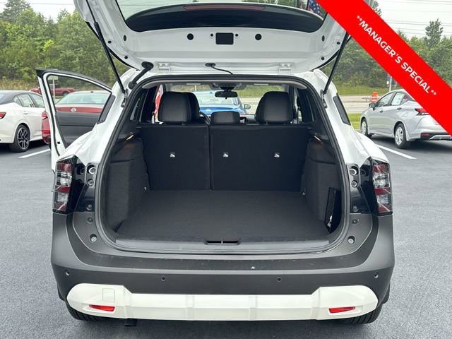 New 2025 Nissan Kicks SR w/ SR Premium Package AWD/4WD image 29