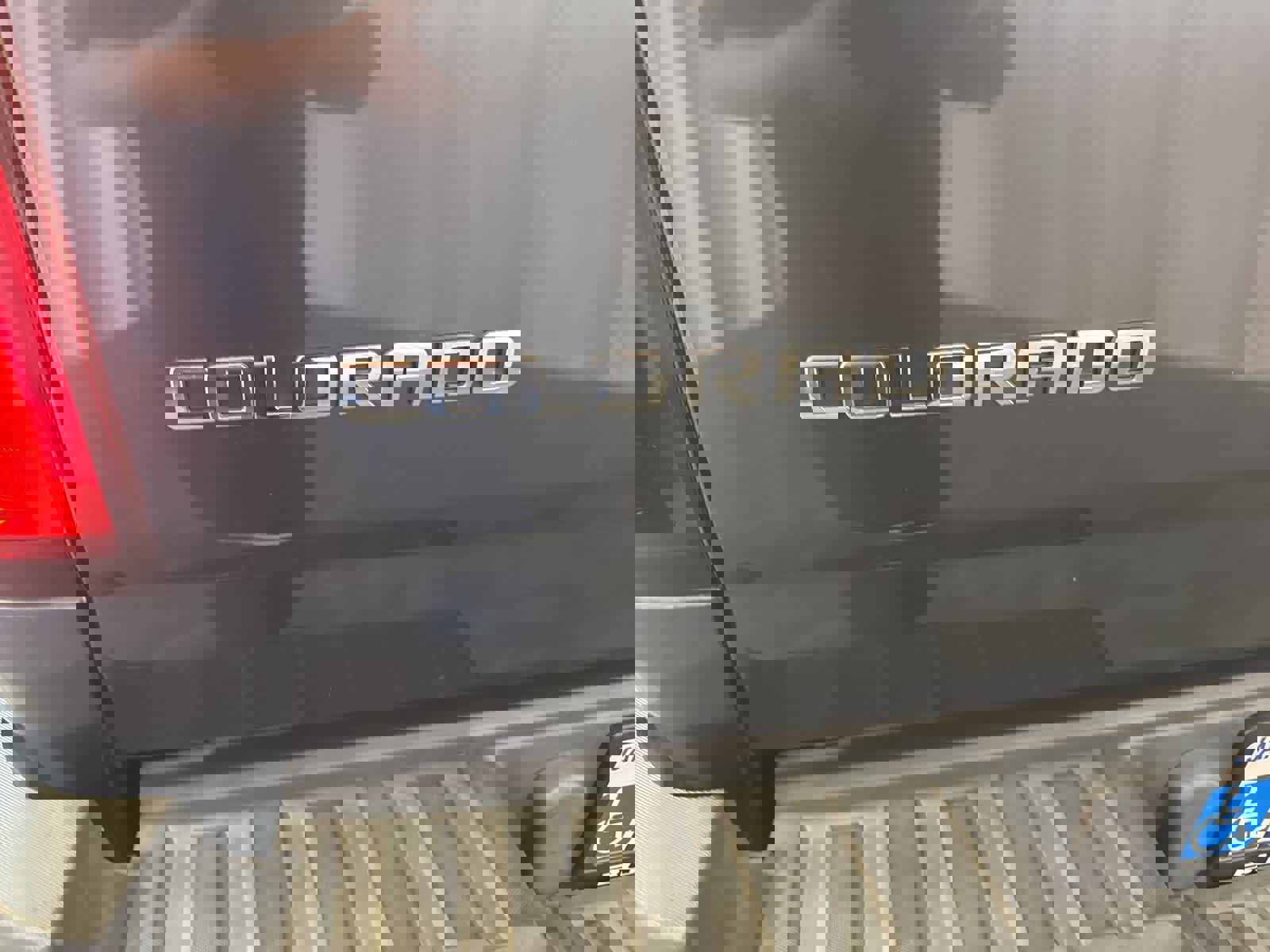 Used 2016 Chevrolet Colorado LT w/ LT Convenience Package image 11