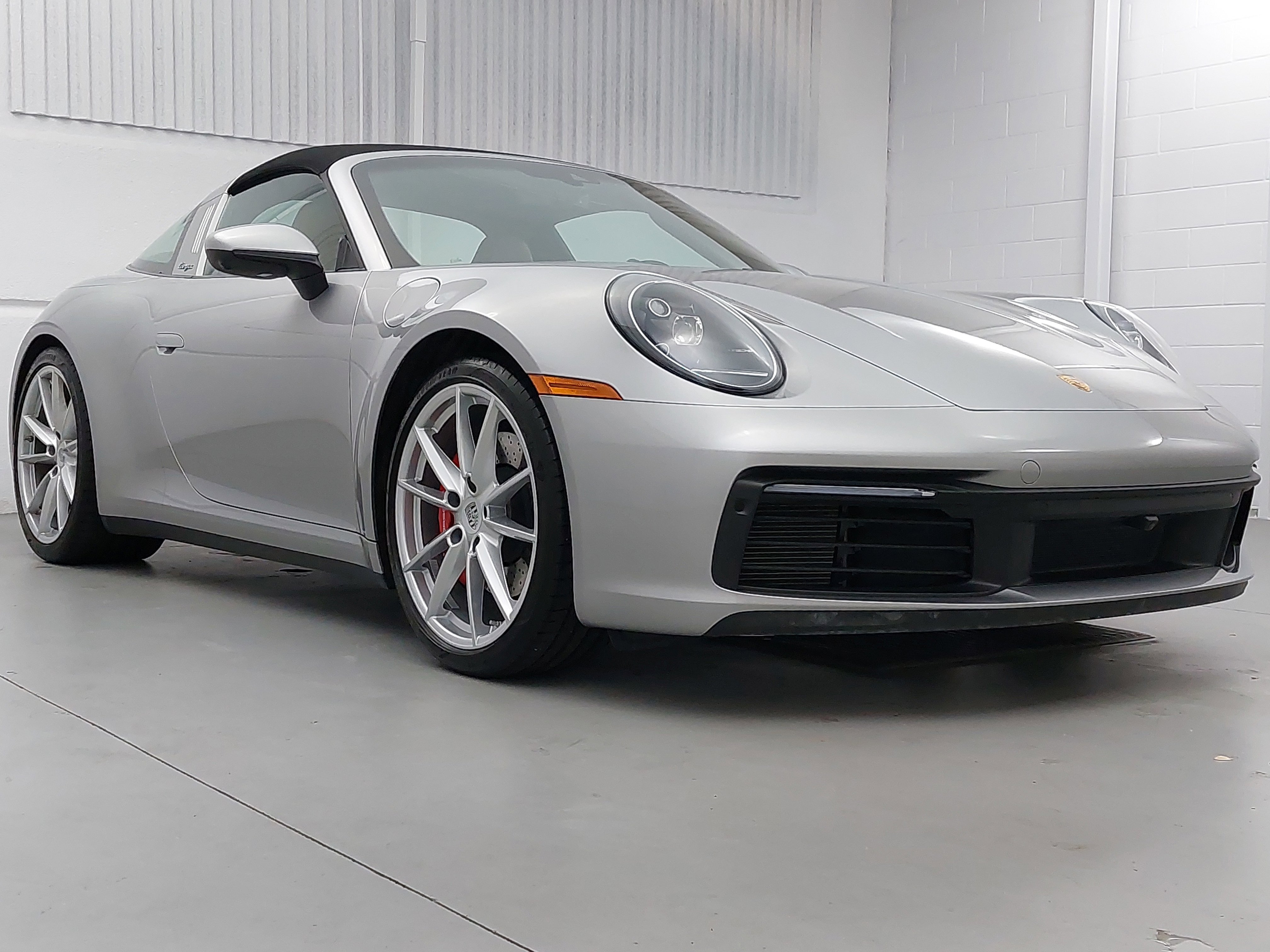 Used 2021 Porsche 911 Targa 4S image 9