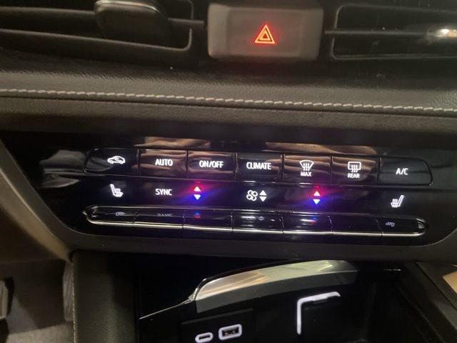 Used 2022 Buick Envision Preferred image 16