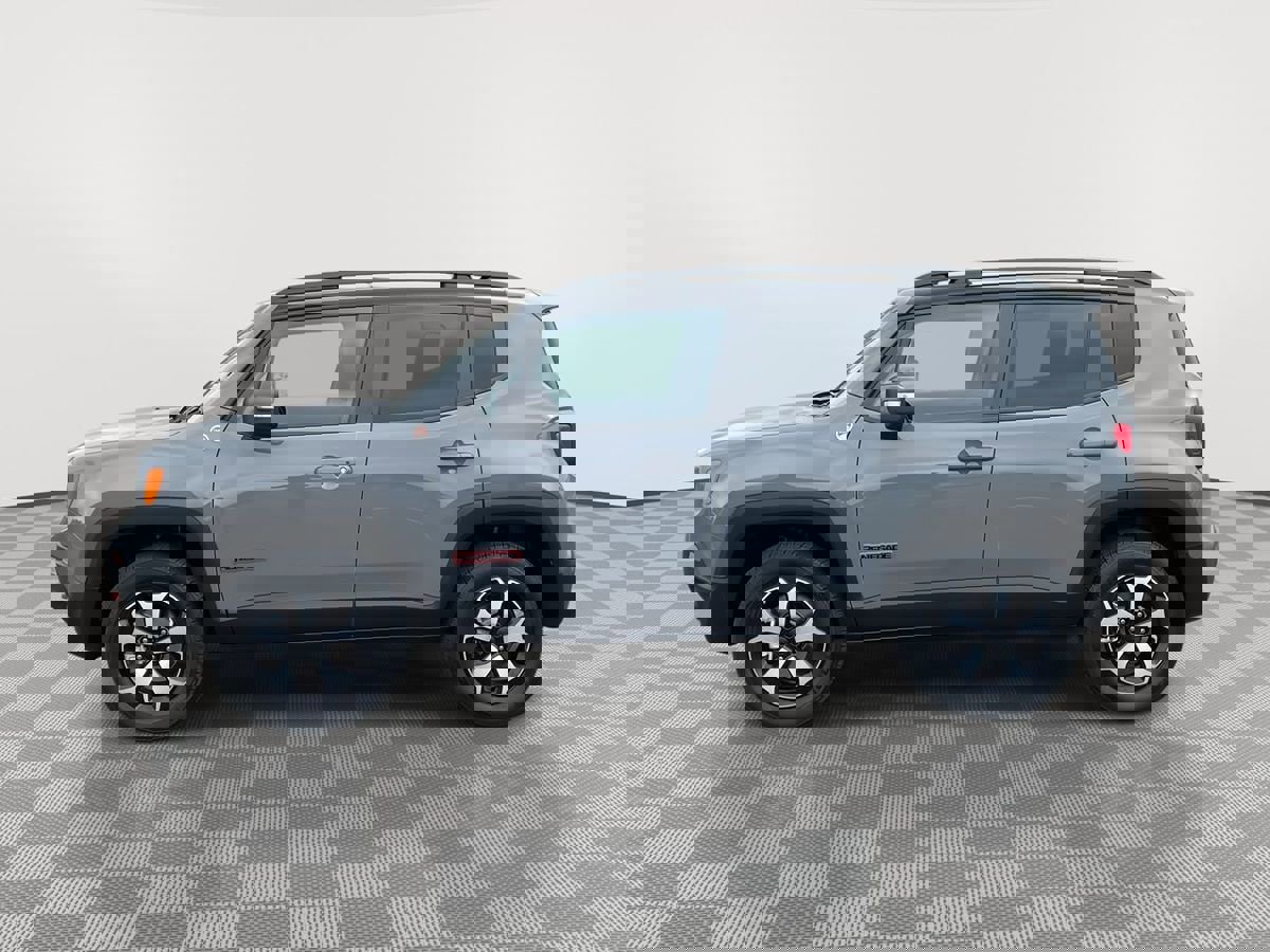 Used 2021 Jeep Renegade Trailhawk w/ Sun & Sound Group image 4