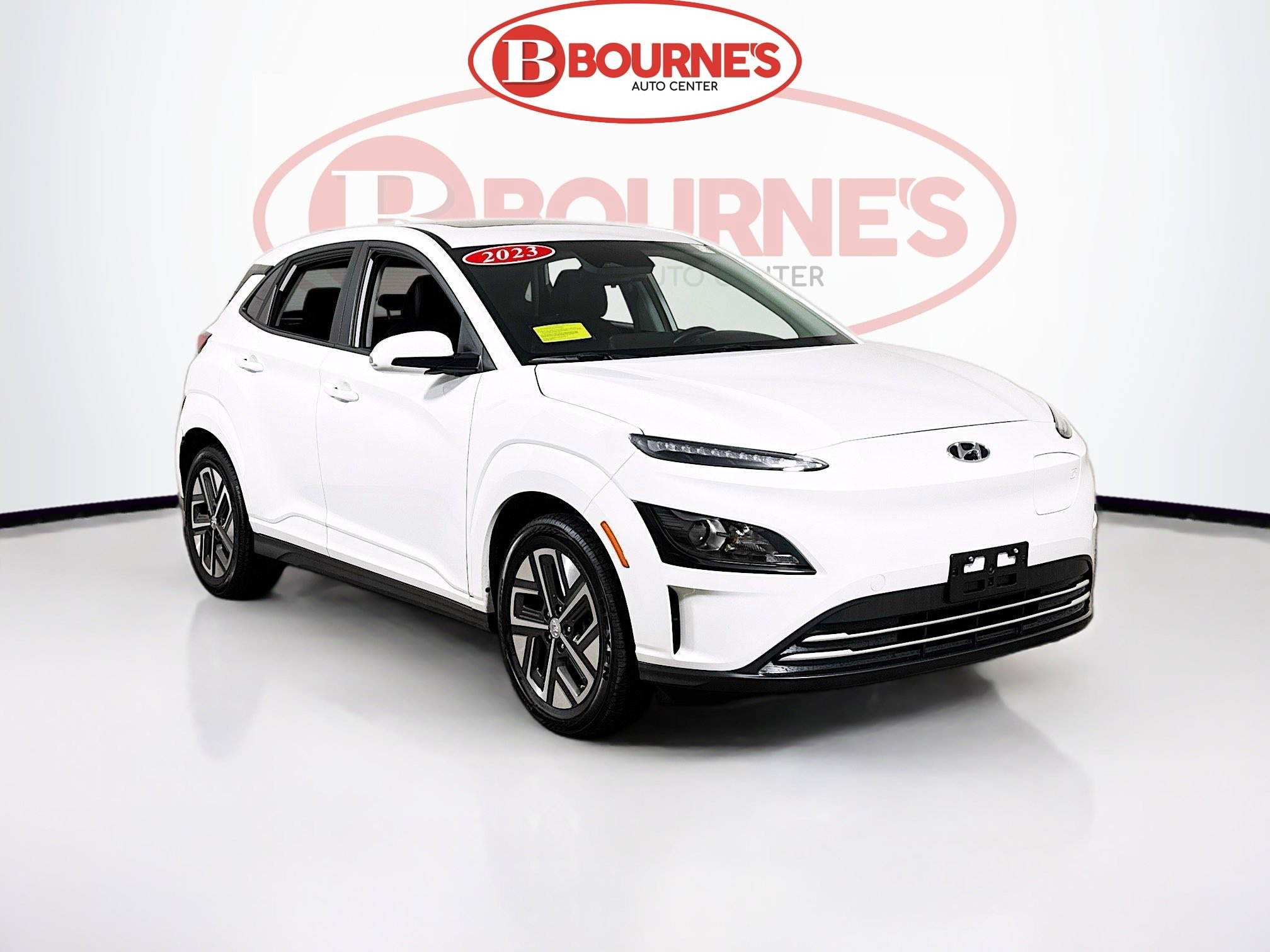 Used 2023 Hyundai Kona SEL image 1