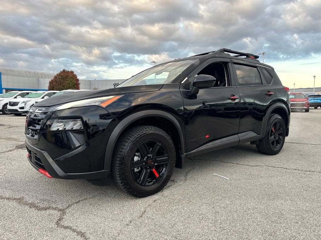 Used 2025 Nissan Rogue SV