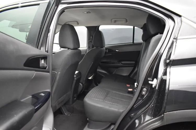 Used 2024 Mitsubishi Eclipse Cross LE AWD/4WD image 15