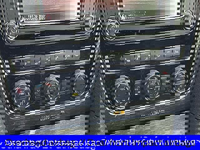 Used 2018 Volkswagen Passat 2.0T SE image 15