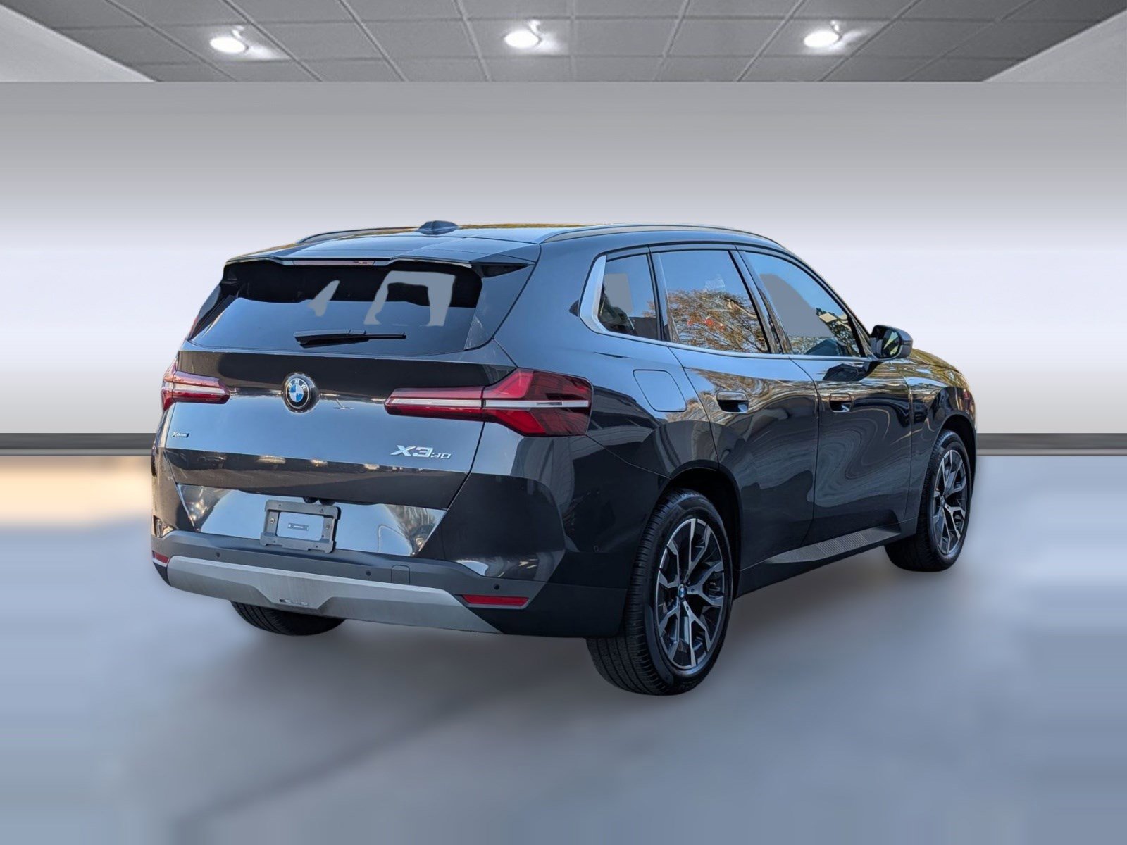 Used 2025 BMW X3 xDrive30i image 9