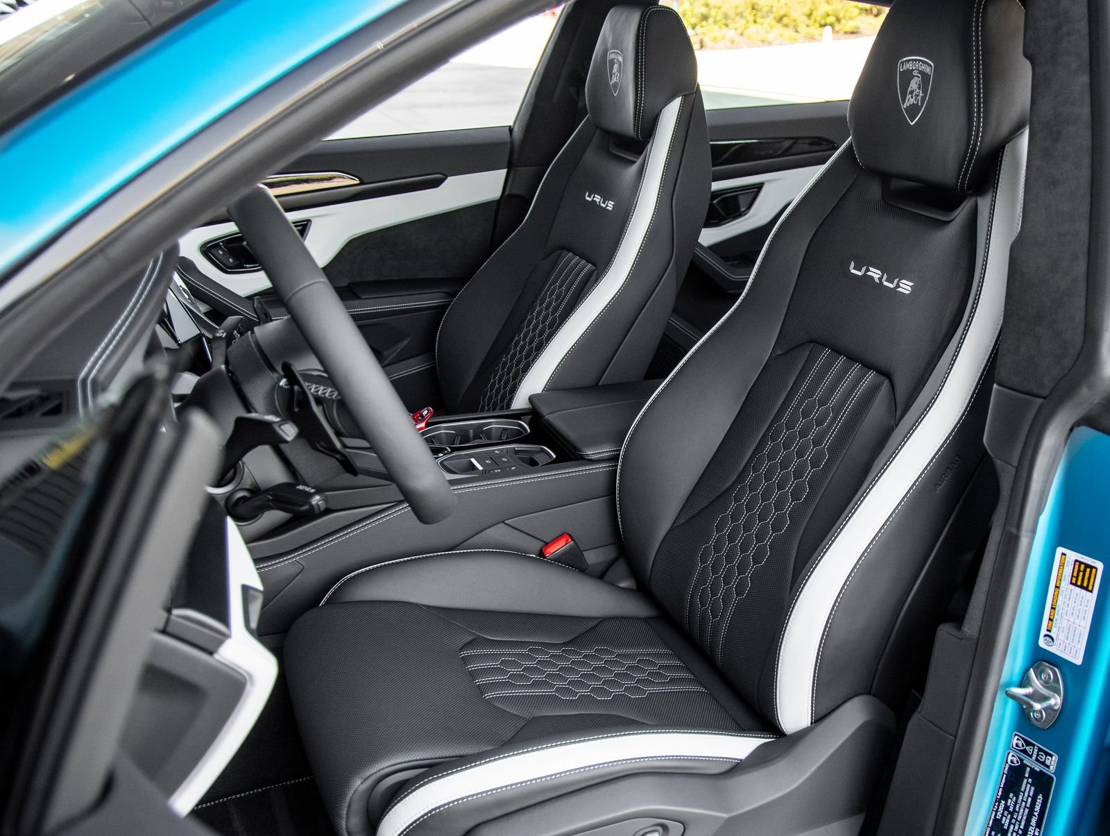 Used 2024 Lamborghini Urus S AWD/4WD image 25