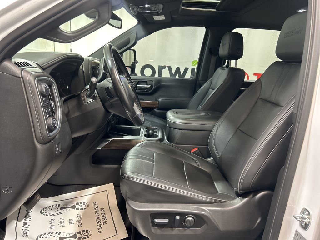 Used 2022 Chevrolet Silverado 2500 High Country w/ Safety Package II image 27
