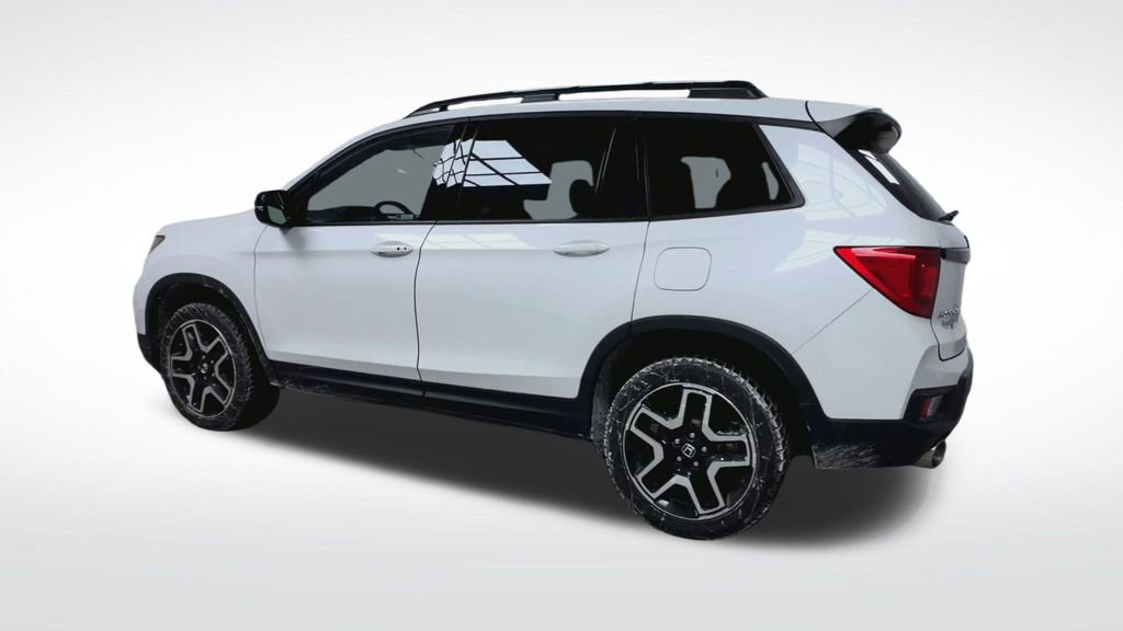 Used 2023 Honda Passport Elite image 6