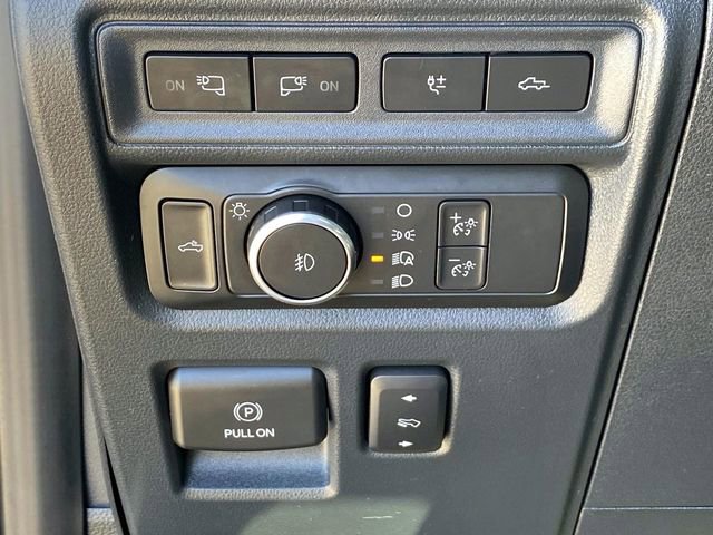 Used 2021 Ford F150 Lariat w/ Equipment Group 502A High AWD/4WD image 26