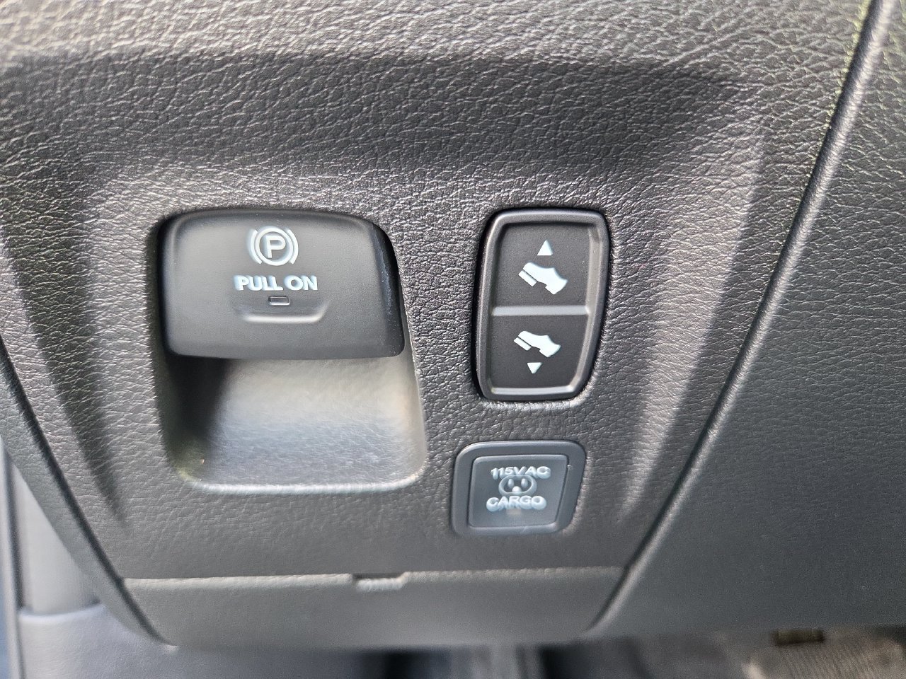 New 2026 RAM 1500 Big Horn AWD/4WD image 33