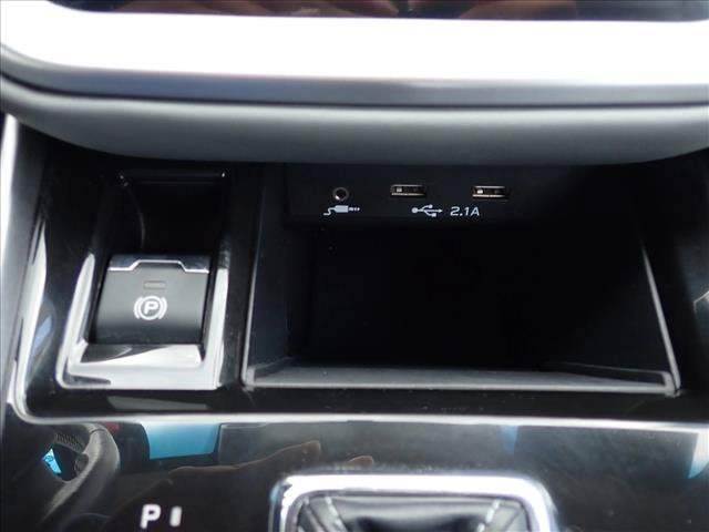 Used 2021 Subaru Legacy Limited AWD/4WD image 18