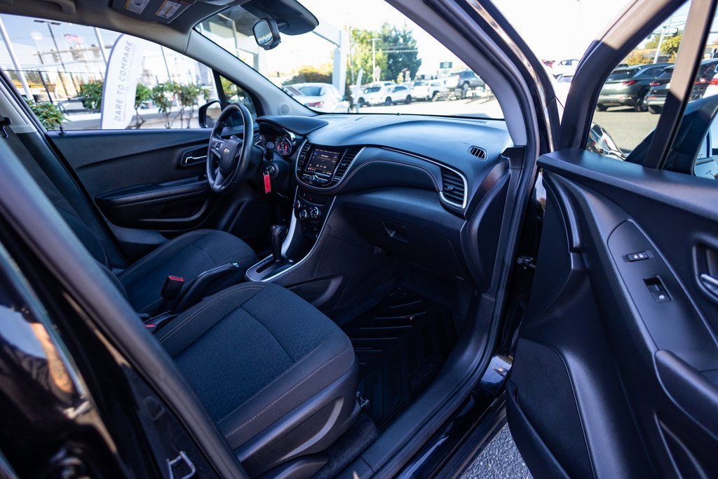 Used 2020 Chevrolet Trax LS w/ Tint and Cruise Package image 24