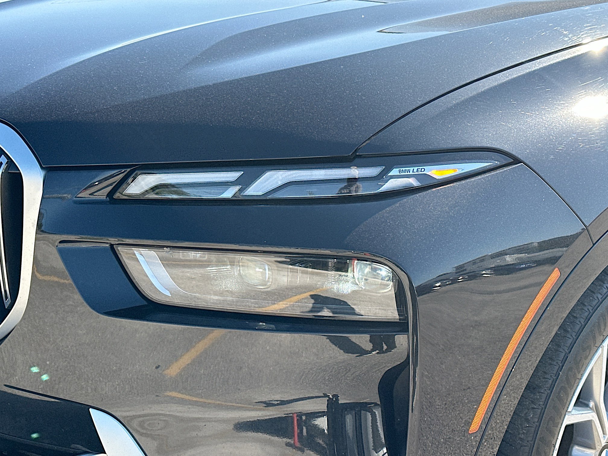 Used 2025 BMW X7 xDrive40i w/ Premium Package AWD/4WD image 37