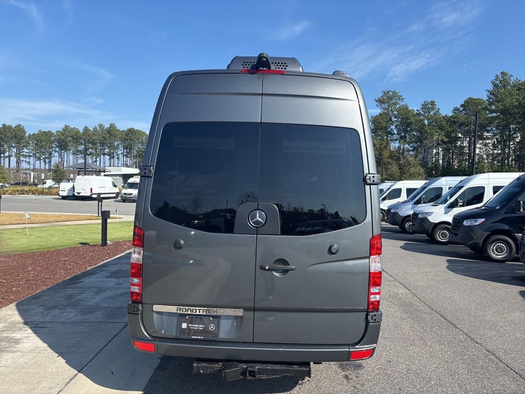 Used 2016 Mercedes-Benz Sprinter 3500 image 4