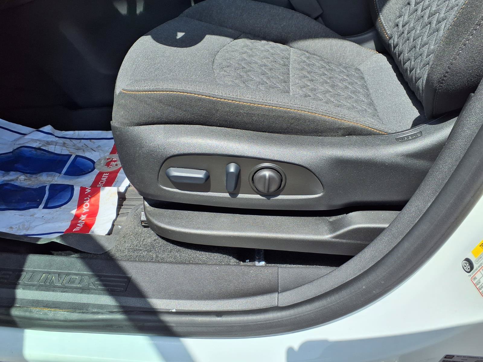 Used 2024 Chevrolet Equinox LT w/ LPO, Floor Liner Package FWD image 16
