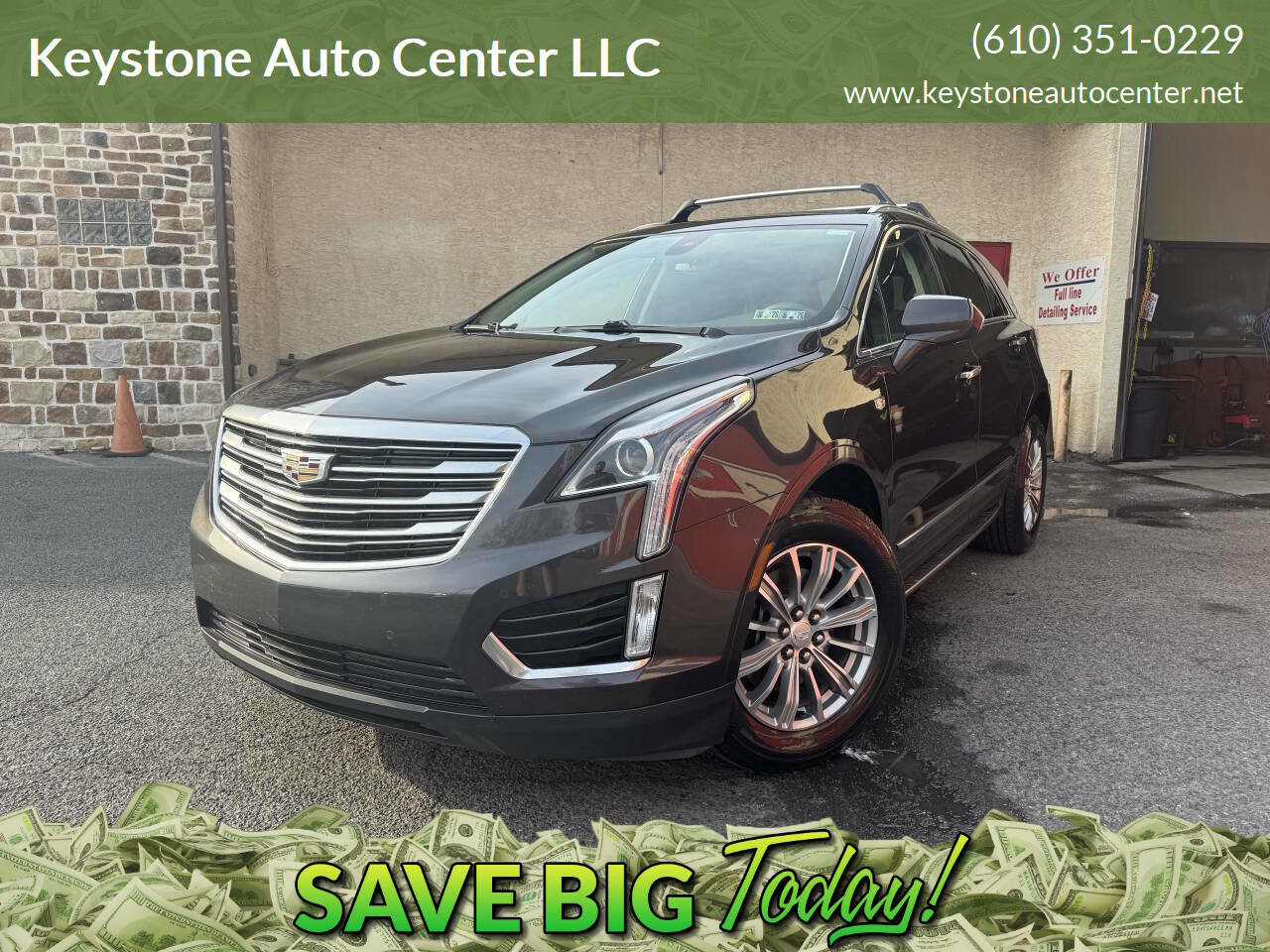 Used 2017 Cadillac XT5 Luxury w/ Driver Awareness Package AWD/4WD image 1