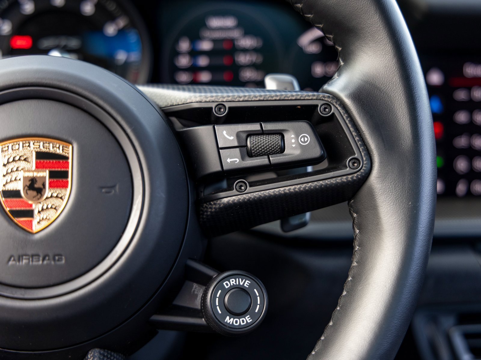 Used 2024 Porsche 911 Carrera GTS image 32